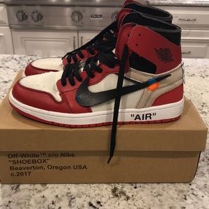 Off-White Air Jordan 1 “Chicago” SIZE 8.5